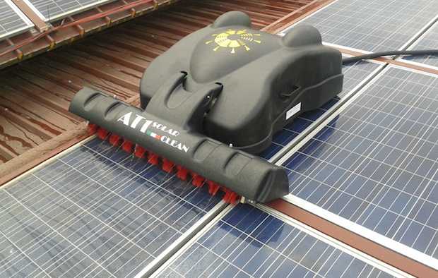 pulizia pannelli solari