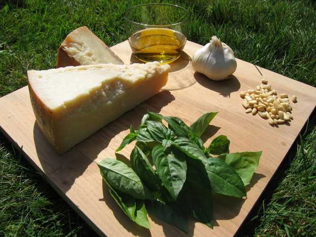 come fare il pesto alla genovese