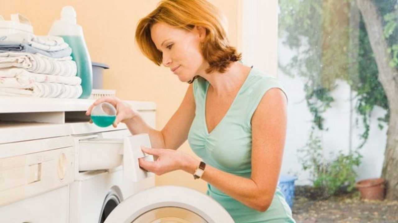 Come pulire e smontare il filtro della lavatrice - Idee Green