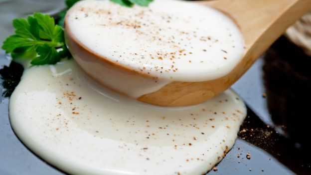 besciamella vegetale vegana ricetta senza burro senza latte besciamella vegetale vegana ricetta senza burro senza latte