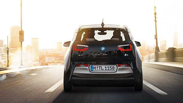 bmw i3 caratteristiche