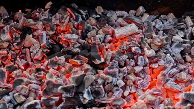 come riciclare la cenere del camino