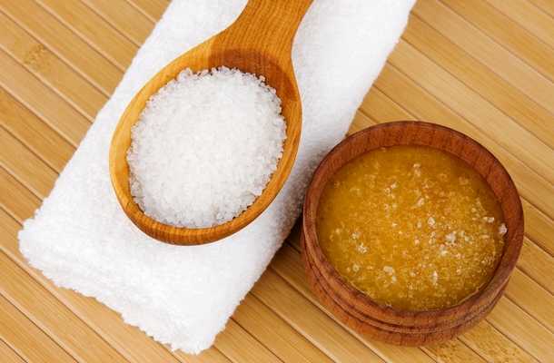 rimedi naturali per esfoliare la pelle