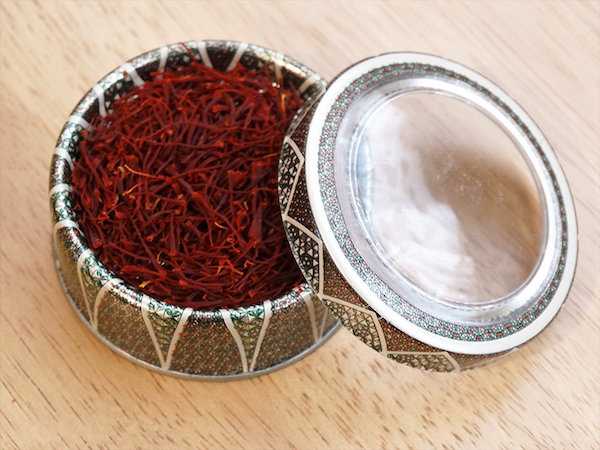 proprietà della zafferano