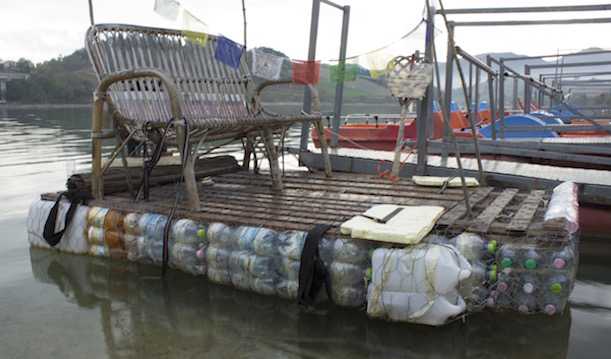 bottiglie di plastica barca