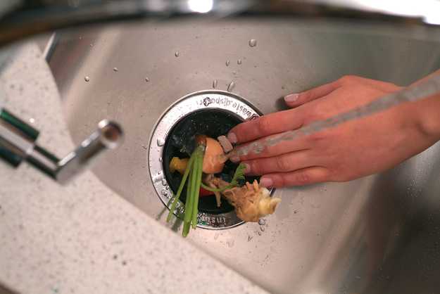 come montare un tritarifiuti