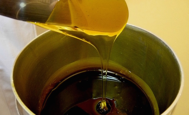 Ceretta araba al caramello