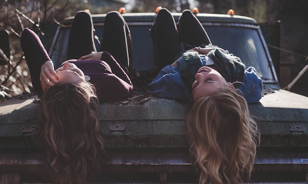 nutrire i capelli in modo naturale