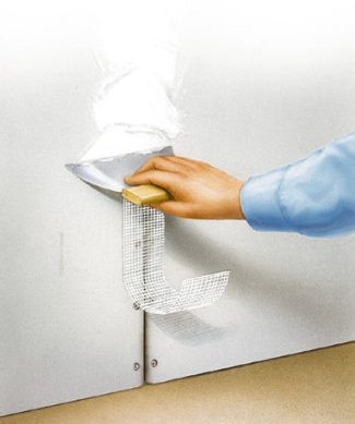 riparare cartongesso bucato