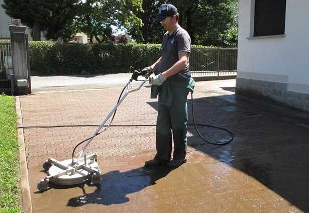 Pulizia pavimenti condominiali