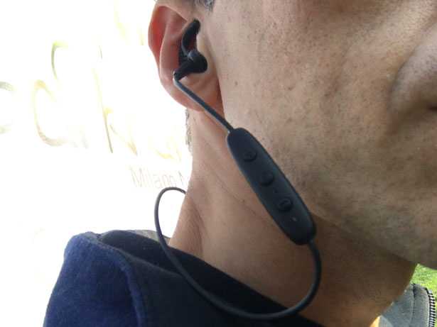 cuffie per correre posizione filo