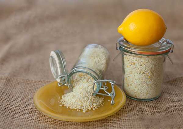 Sale agli agrumi aromatizzato al limone