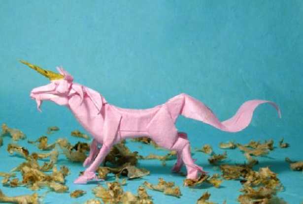 Unicorno origami