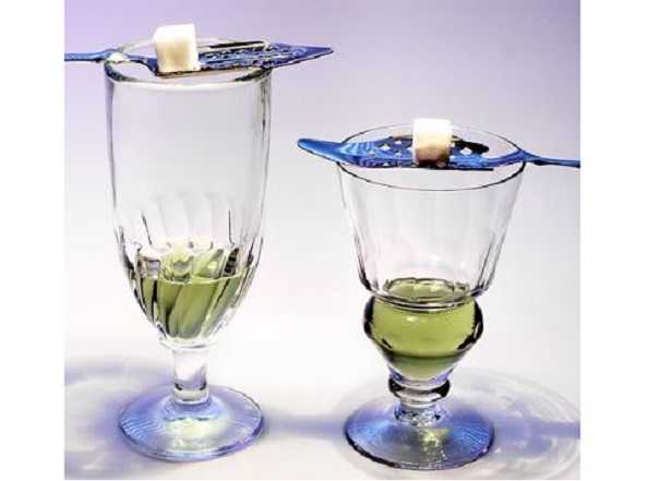 Assenzio: liquore Assenzio: liquore