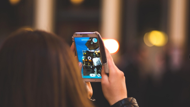 Come vincere la dipendenza da telefono cellulare