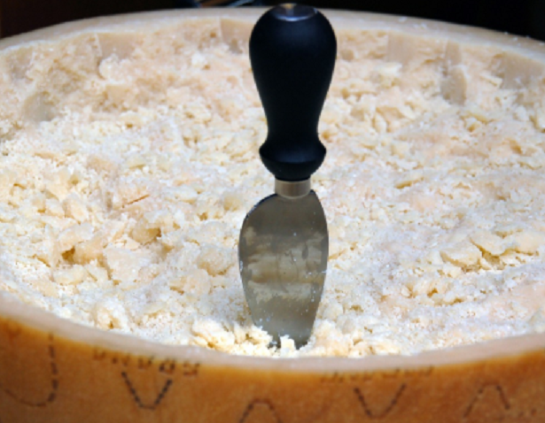 Come mangiare il Parmigiano Reggiano