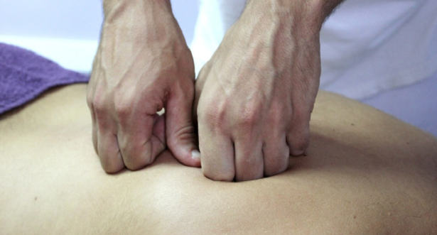 Cosa cura l’osteopata