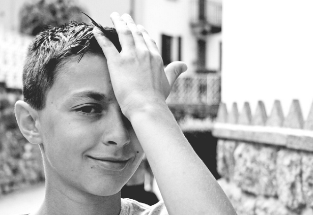 Trucchi per non toccarsi bocca, occhi, naso e viso