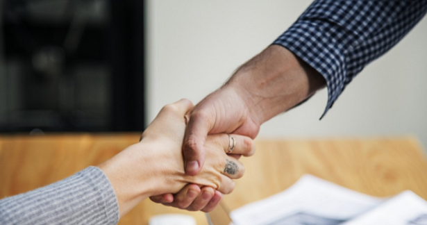 Te lo regalo se vieni a prenderlo