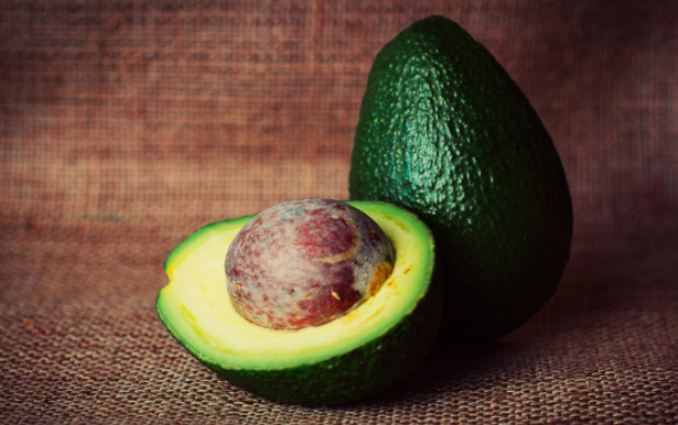 frutta esotica avocado