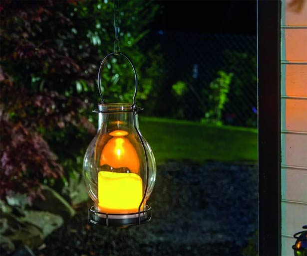 lampada solare da giardino