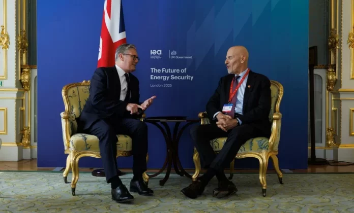 Eni e governo UK siglano chiusura finanziaria del progetto Liverpool Bay CCS