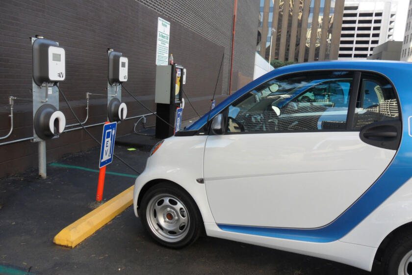 ricarica auto elettrica